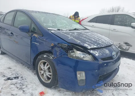 2011 Toyota Prius Two from USA, damaged, VIN JTDKN3DU7B1476266